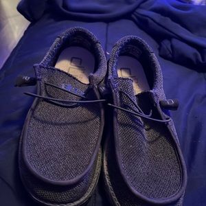 Hey dude shoes